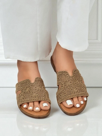 Rpyalfashion Women's sandals with a decorative strap Braida