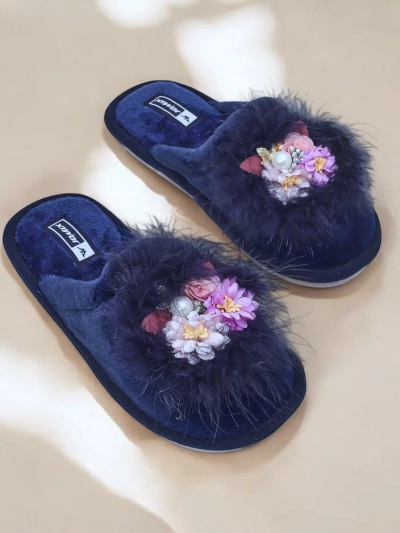 Royalfashion Women's fur slippers with flowers Ederra