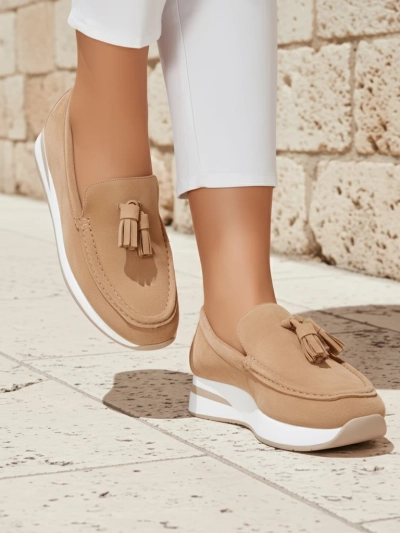 Callista women's beige wedge loafers with tassels, eco-suede leather