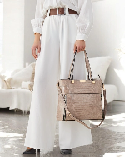 Royalfashion Lacquered handbag with embossing