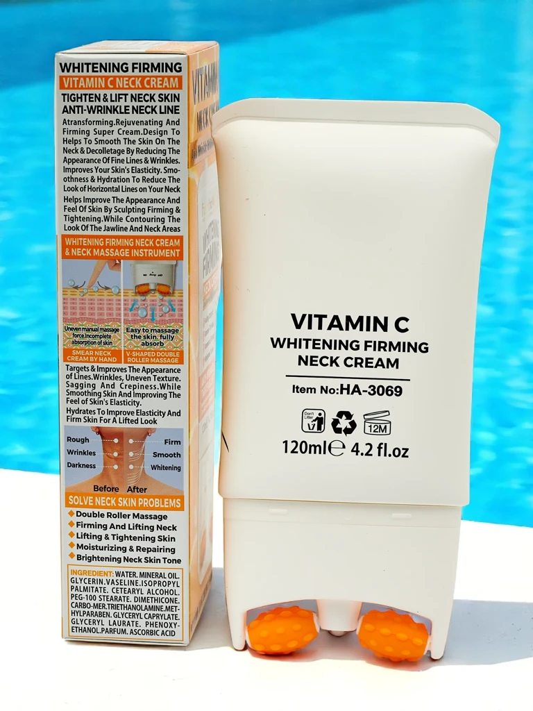 Lifting and Illuminating Neck Cream with Massager