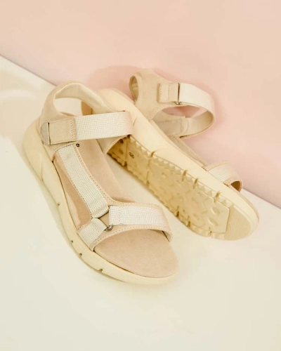 Royalfashion Женские спортивные сандалии Gusilna