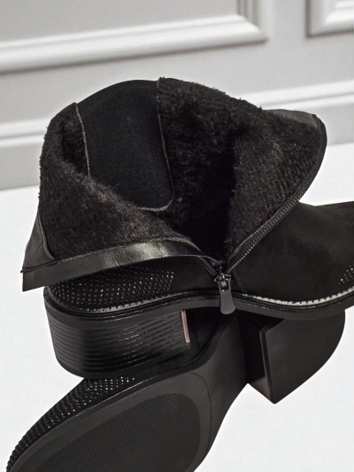 Naiste öko-замшnahast tsirkoonidega kaunistatud saapad TangleMist