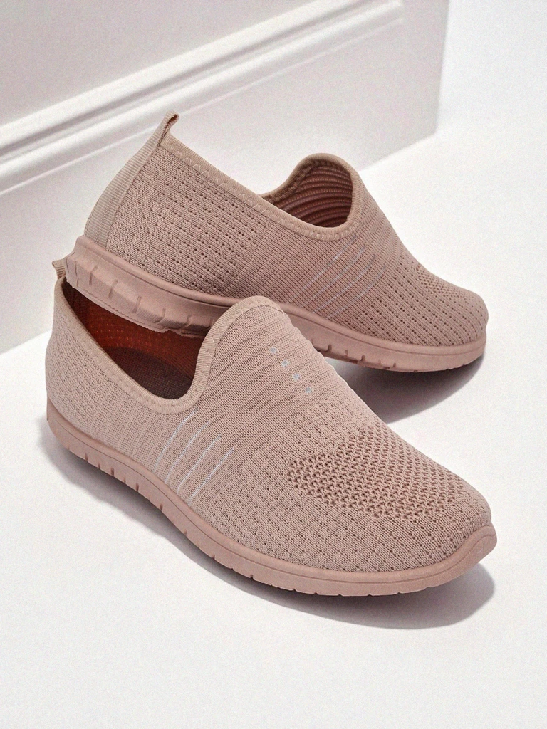 Aelia women's pink fabric shoes, comfortable flat heel moccasins