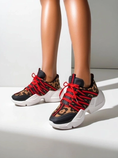 Спортивные кроссовки Royalfashion для женщин с толстой подошвой Ivvert