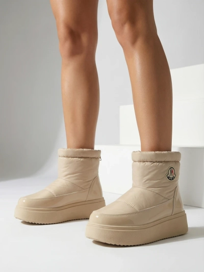 Royalfashion Women's slip-on snow boots in beige color Ademra