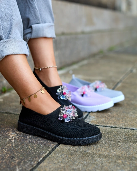 Royalfashion Mustad naiste kangast mokasiinid kristallidega Fezens