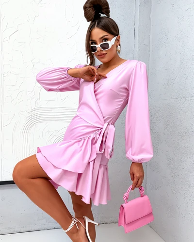 Royalfashion Naiste seotud mini kleit volangidega