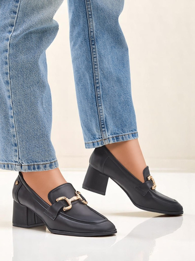 Royalfashion Naiste madala kontsaga mokassiinkingad Kamelia