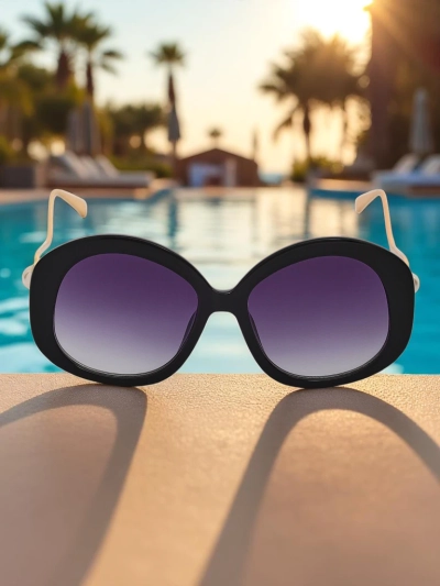 Royalfashion Солнцезащитные очки с декоративными дужками Glam Shine