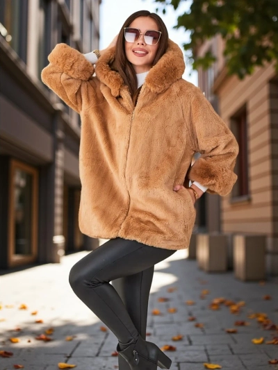 Royalfashion Kvinnur's faux fur jakki