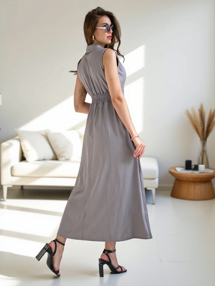 Royalfashion Naiste ilma varrukateta kleit mähise kaelusega Bizness