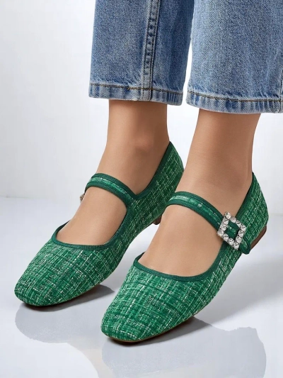 Royalfashion Women's checkered ballet flats with a buckle and strap Riffos