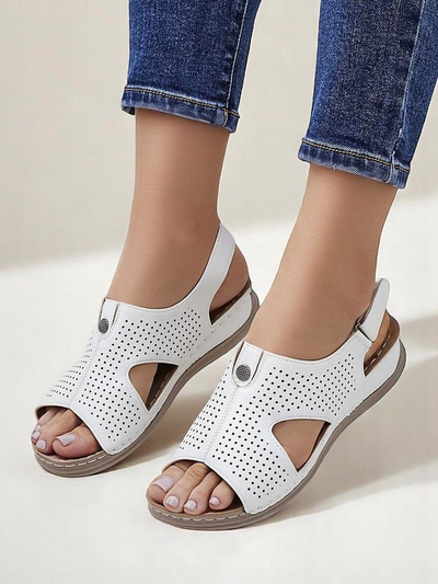 Royalfashion Женские ажурные сандалии Leminni