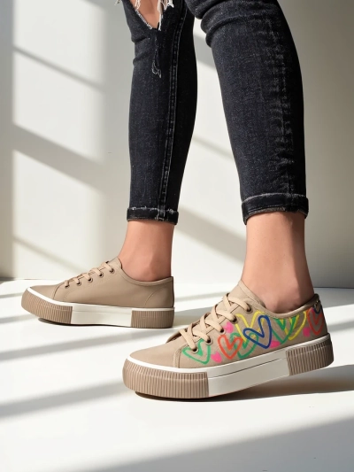 Royalfashion Naiste tenniseketsid südametrükiga Sercess