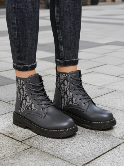 Royalfashion Naiste ankle saapad mustriga Efrioz