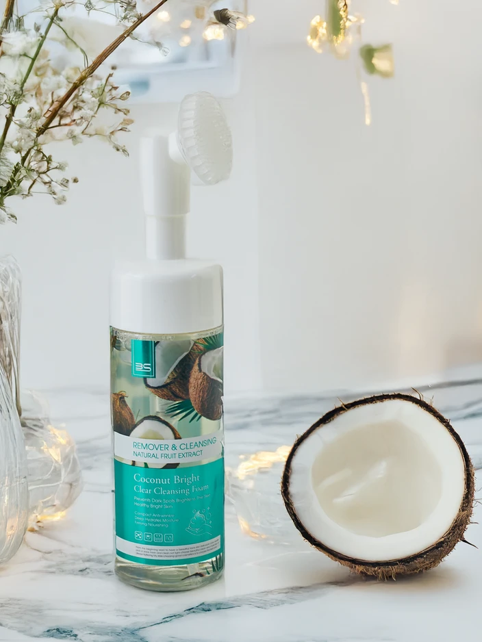 Puhastav niisutav näofoolium, mis vähendab värvimuutusi Kookos 150 ml