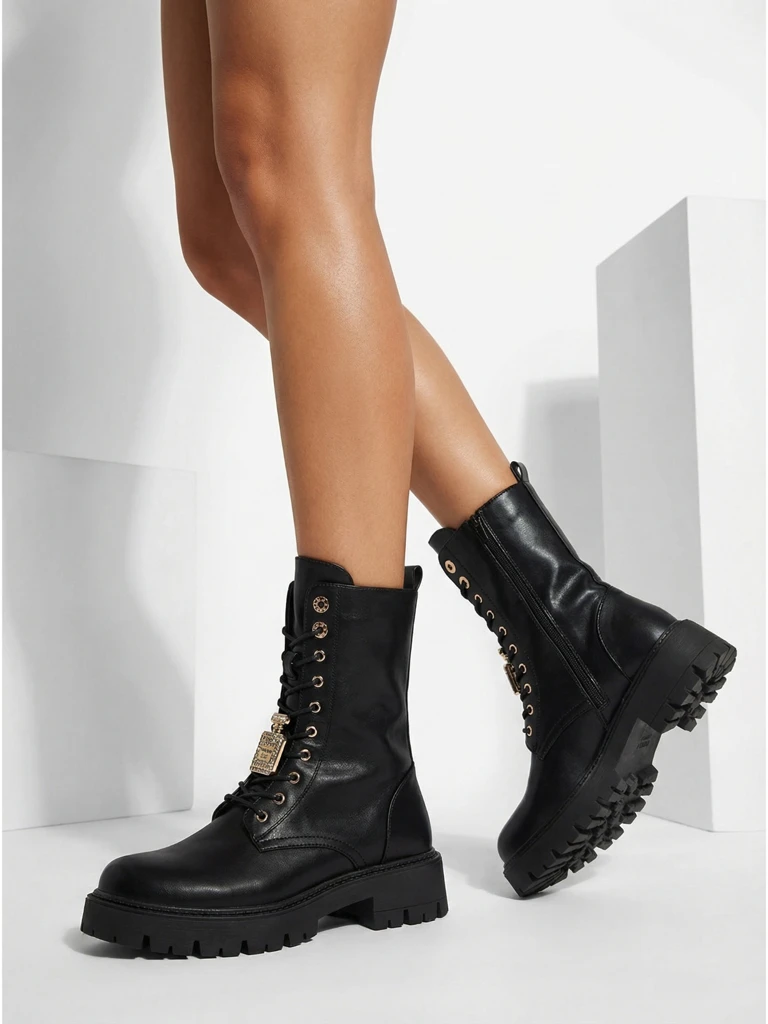 Eco-leather laced women's ankle boots Venit