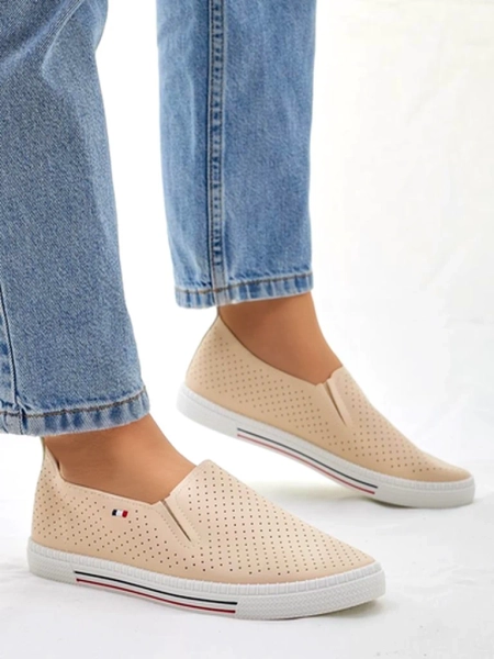 Royalfashion Perforeeritud naiste slip-on kingad Vielles