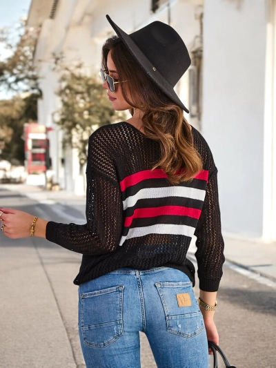 Royalfashion Черный ажурный женский свитер в полоску