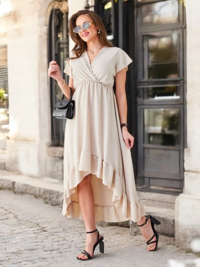 Royalfashion Naiste midi kleit ebaühtlase hemiga