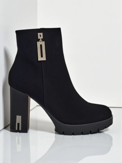 Stella Black Elegant Ankle Boots for Spring