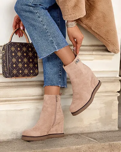 Royalfashion Naiste saapad ankurdatud Serda