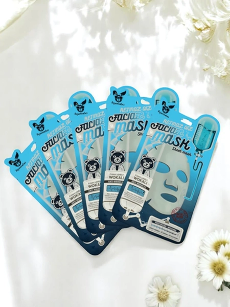 Face mask with retinol, anti-wrinkle, moisturizing, and illuminating