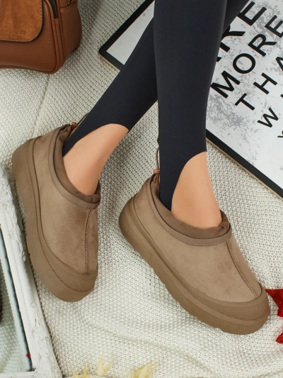 Lühikesed naiste a'la saapad Velisee