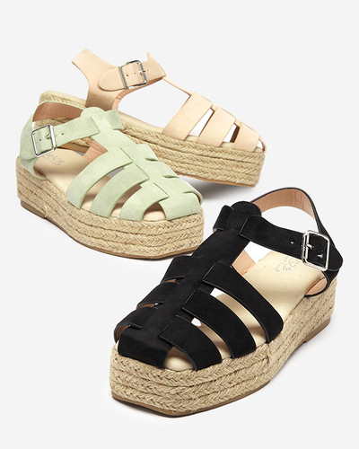 Mustad öko-seemisnahast naiste sandaalid Keniso platvormil - Jalatsid