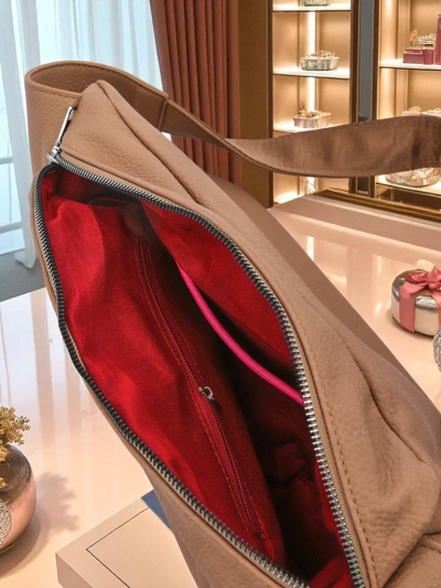 Royalfashion Väike naiste öko-nahast käekott Lyra Vell