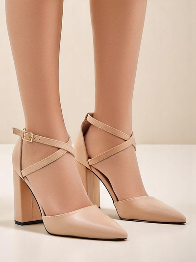 Royalfashion Women's pumps with crisscross straps Eurolias