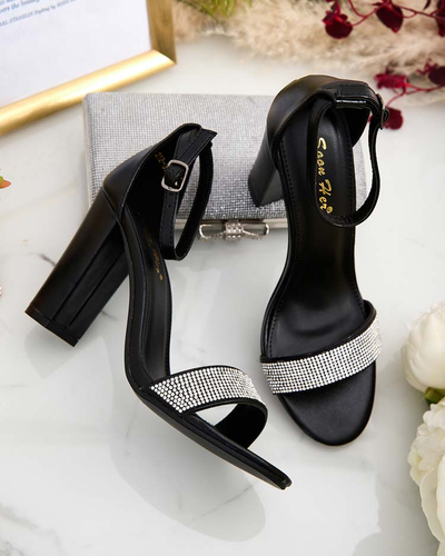 Royalfashion Naiste Zirconia Kettilca pumbad