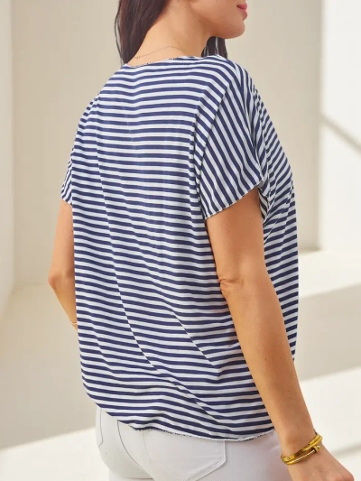 Royalfashion Naisten viskoosipusero raidoilla, lyhyet hihat ja kimaltelevat yksityiskohdat