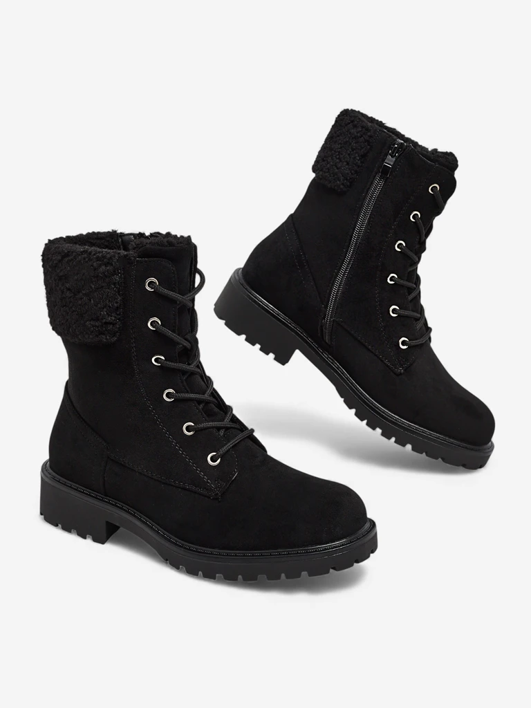 Ökonahast paeltega naiste poolsaapad Trevolla