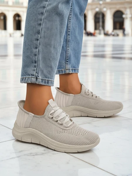 Royalfashion Naiste Slip-On Kanga Spordijalatsid Arrate