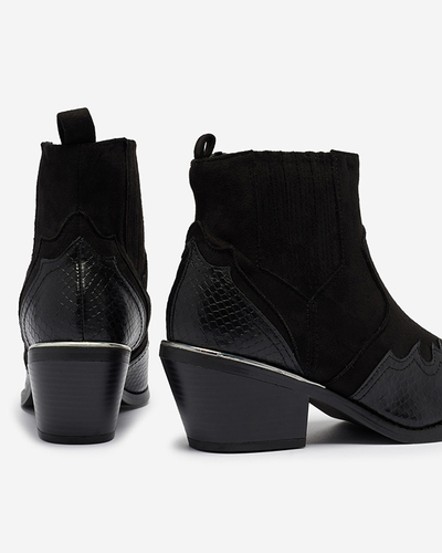 Black cowboy boots on a low post Zirras- Footwear