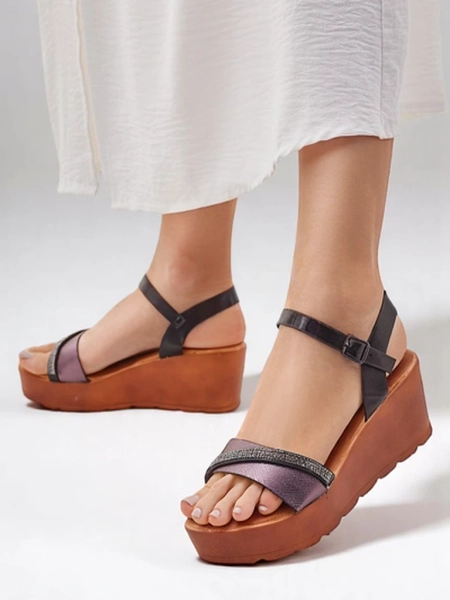 Royalfashion Naiste platvormkingad, millel on rhinestones ja sädelus Aurora Glow