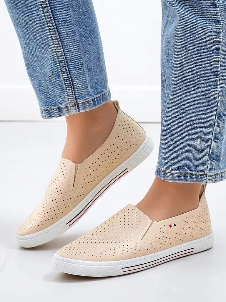 Royalfashion Perforeeritud naiste slip-on kingad Vielles