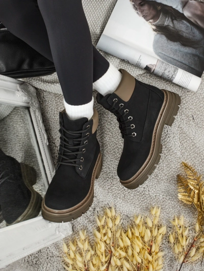 Women's Avienne Trapper Boots