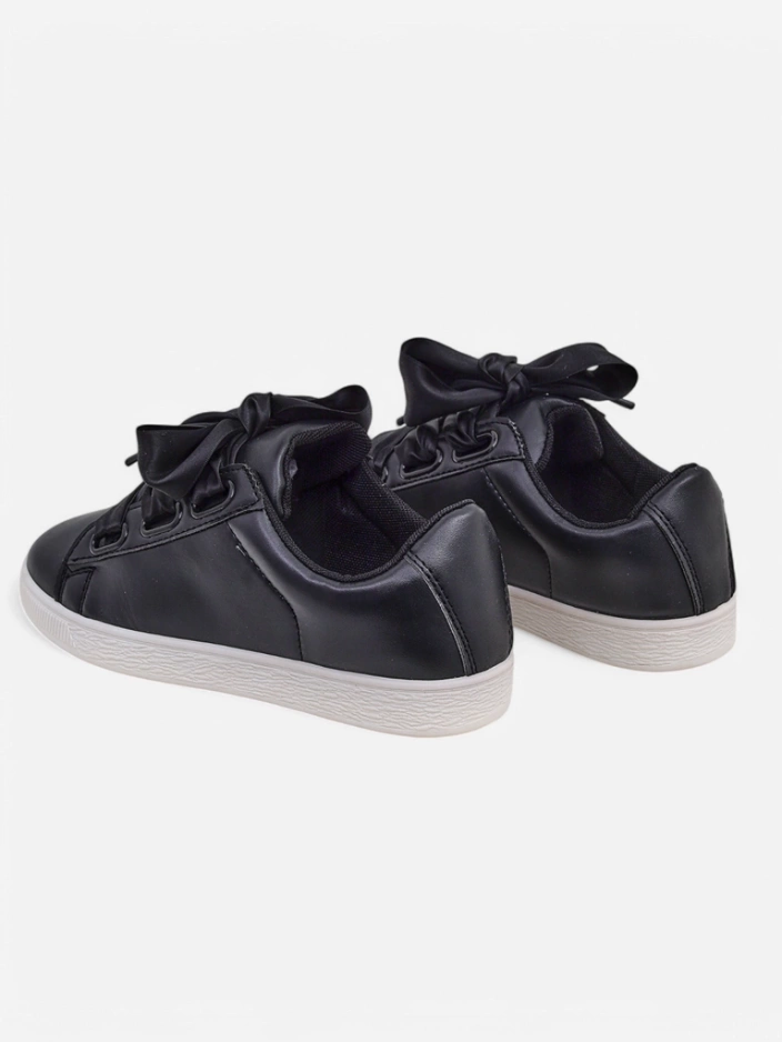 Royalfashion Women's eco-leather sneakers with decorative laces Etti