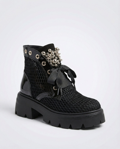 Royalfashion Women's openwork boots in black Afaserr