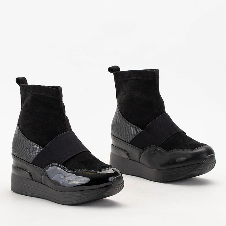 Black women's slip-on boots with embossing Keleda - Footwear