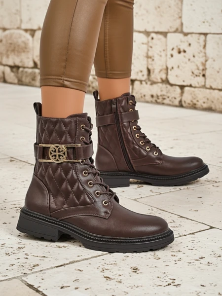 Tepitud ökoloogilisest nahast naiste poolsaapad Sable Rose