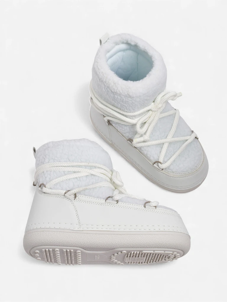 Женские зимние ботинки с овчиной Uvella