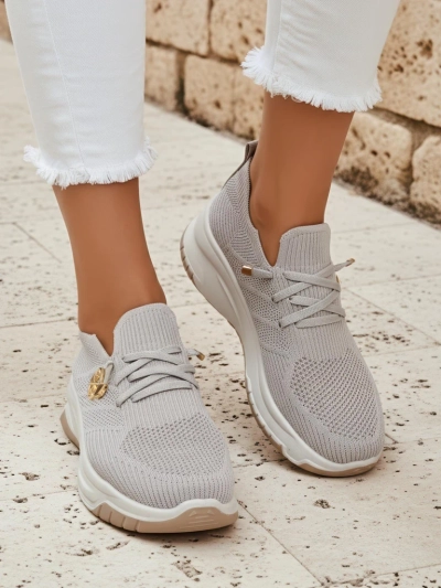 Женские кроссовки Royalfashion Selene – удобная белая обувь на плоской подошве