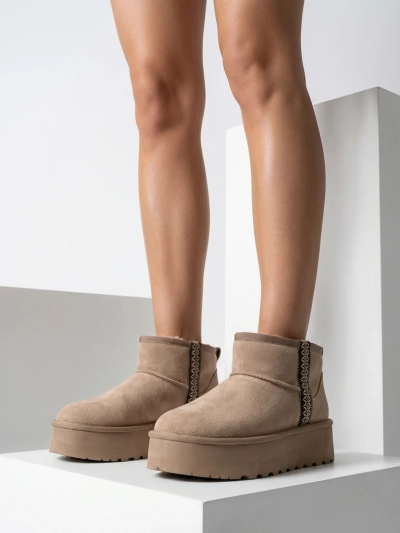 Royalfashion Женские угги стиля снежных сапог Халузи