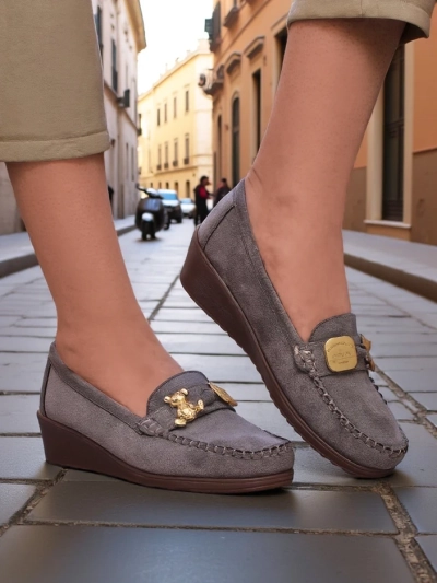 Royalfashion Women's moccasins on a low wedge Mollan