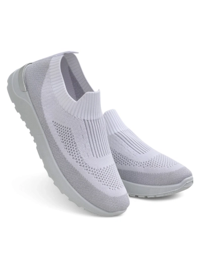 Royalfashion Women's slip-on fabric sports shoes Terrifa