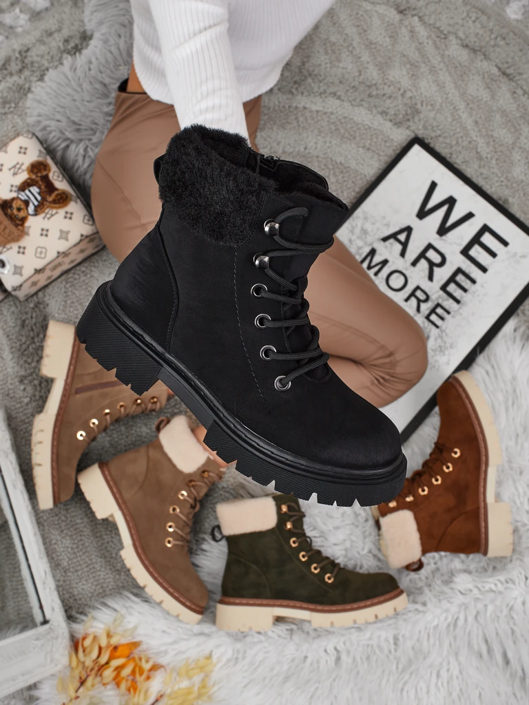 Naiste karvase voodriga matkasaapad Tessara